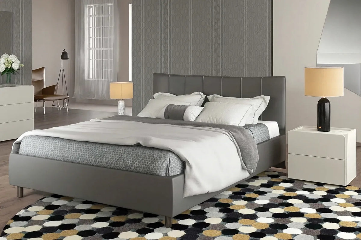 Camera da letto moderna praga con letto contenitore e armadio scorrevole frassino grigio e laccato
