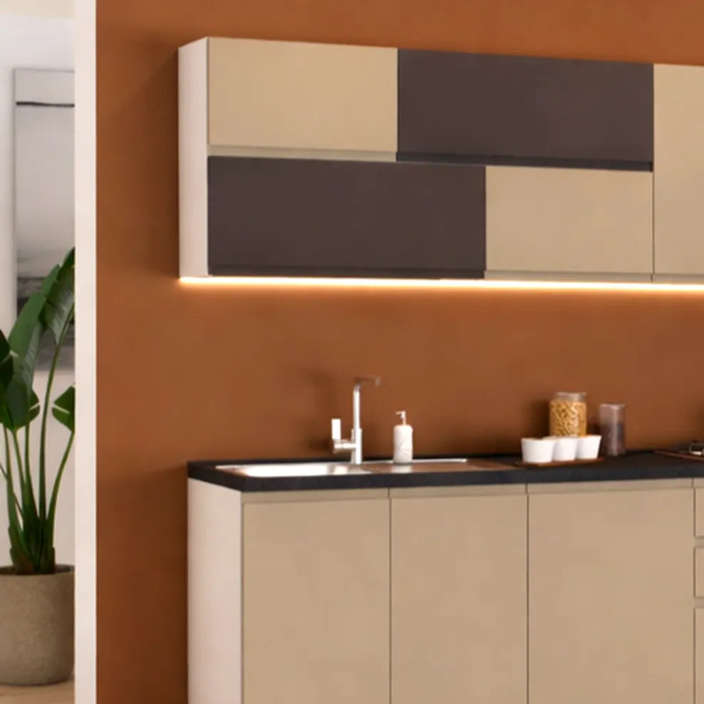 Cucina Evelyn 360 cm moderna in tortora e fango con elettrodomestici inclusi.
