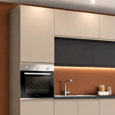 Cucina Luna moderna da 360 cm con apertura a gola, soprapensili ed elettrodomestici inclusi, disponibile in tortora e grigio acciaio.
