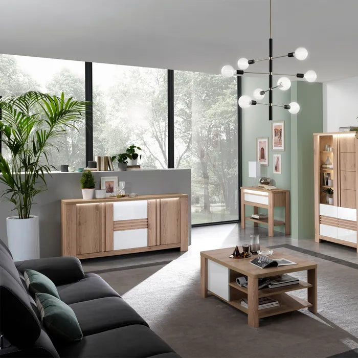 Madia Palazzo 3 ante con finitura Rovere Wellington e Bianco Laccato. Mobile contenitore elegante e moderno Made in Italy, perfetto per il soggiorno.