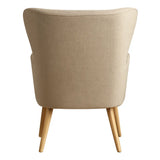 Poltrona Giulietta in tessuto Oxford antimacchia con schienale ergonomico trapuntato e piedini in legno, ideale per soggiorno, studio o camera da letto.
