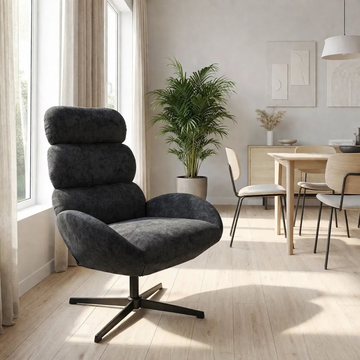 Poltrona Kate girevole in tessuto grigio con schienale alto imbottito e base in metallo nero design moderno