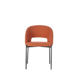 Sedia Greta imbottita in tessuto con gambe in metallo verniciato, disponibile in giallo, grigio e arancione