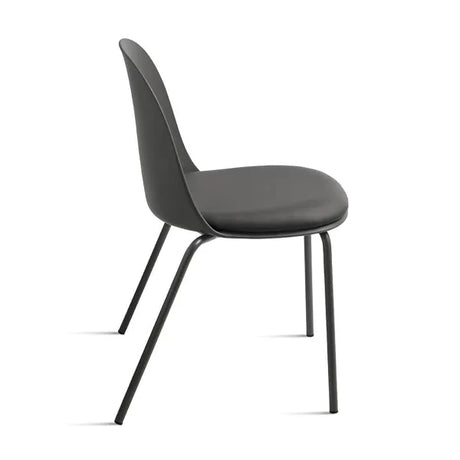 Sedia Lete moderna con seduta in ecopelle e struttura in metallo verniciato, perfetta per soggiorno o cucina