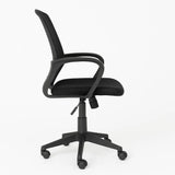 Sedia da ufficio Mesh ergonomica in tessuto a rete nera con braccioli e base a 5 razze.