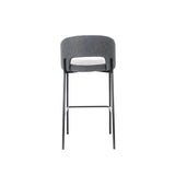 Sgabello Greta in tessuto grigio con schienale imbottito e gambe in metallo nero, ideale per penisola e cucina moderna