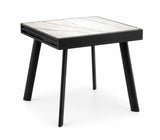 Tavolo allungabile Square 80/160 con piano in ceramica effetto marmo e struttura in metallo verniciato a polvere.
