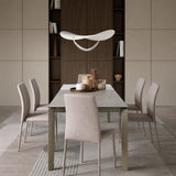 Tavolo allungabile Horus con top in ceramica effetto marmo Calacatta Oro e struttura in metallo bronzo opaco 160/240 cm