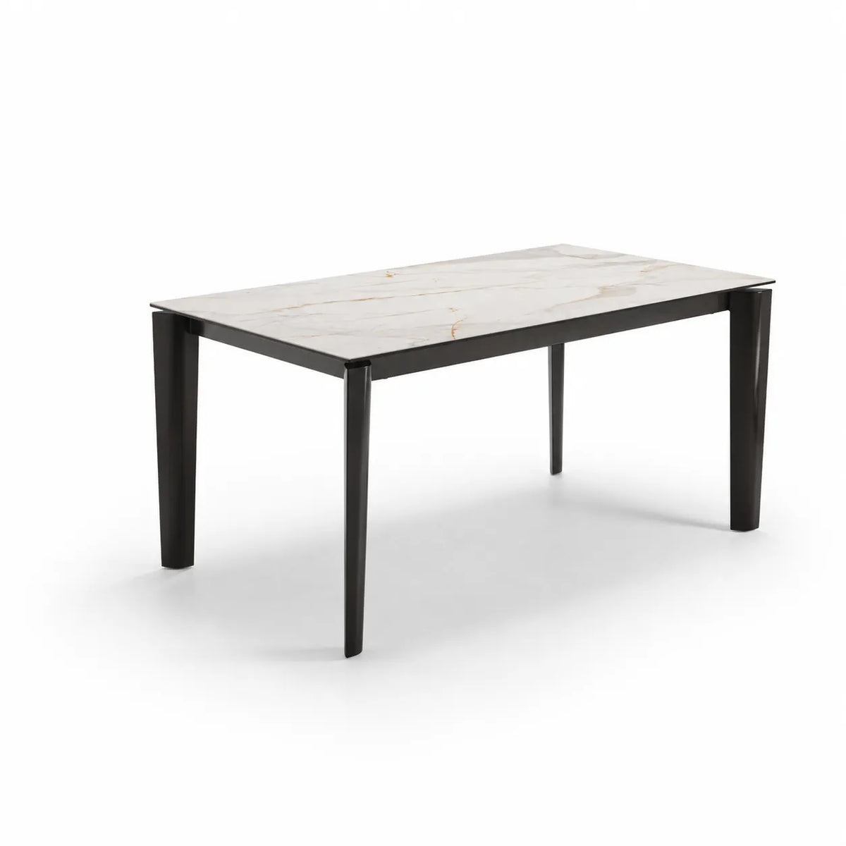 Tavolo allungabile Horus con top in ceramica effetto marmo Calacatta Oro e struttura in metallo bronzo opaco 160/240 cm